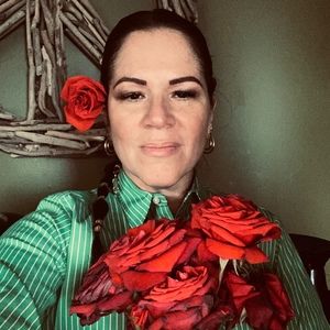 Meet your Posher, Dawn